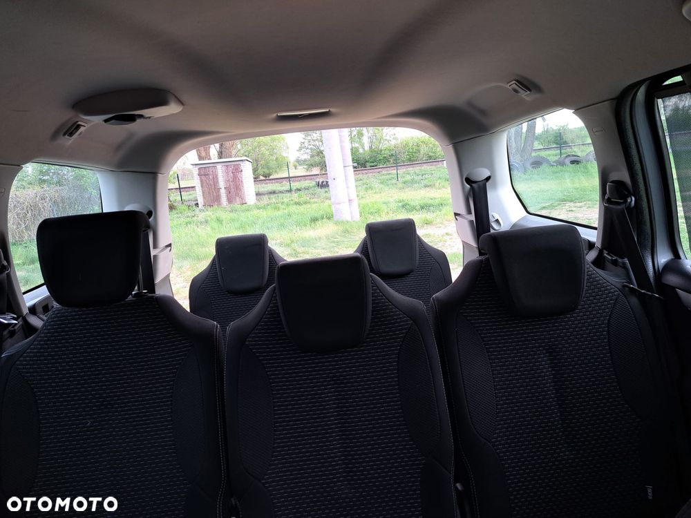 Citroën C4 Grand Picasso - 35