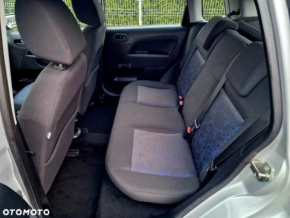 Ford Fiesta 1.3 Trend - 11