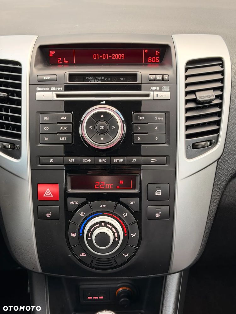 Kia Venga 1.6 CVVT Automatik Titanium Collection - 14