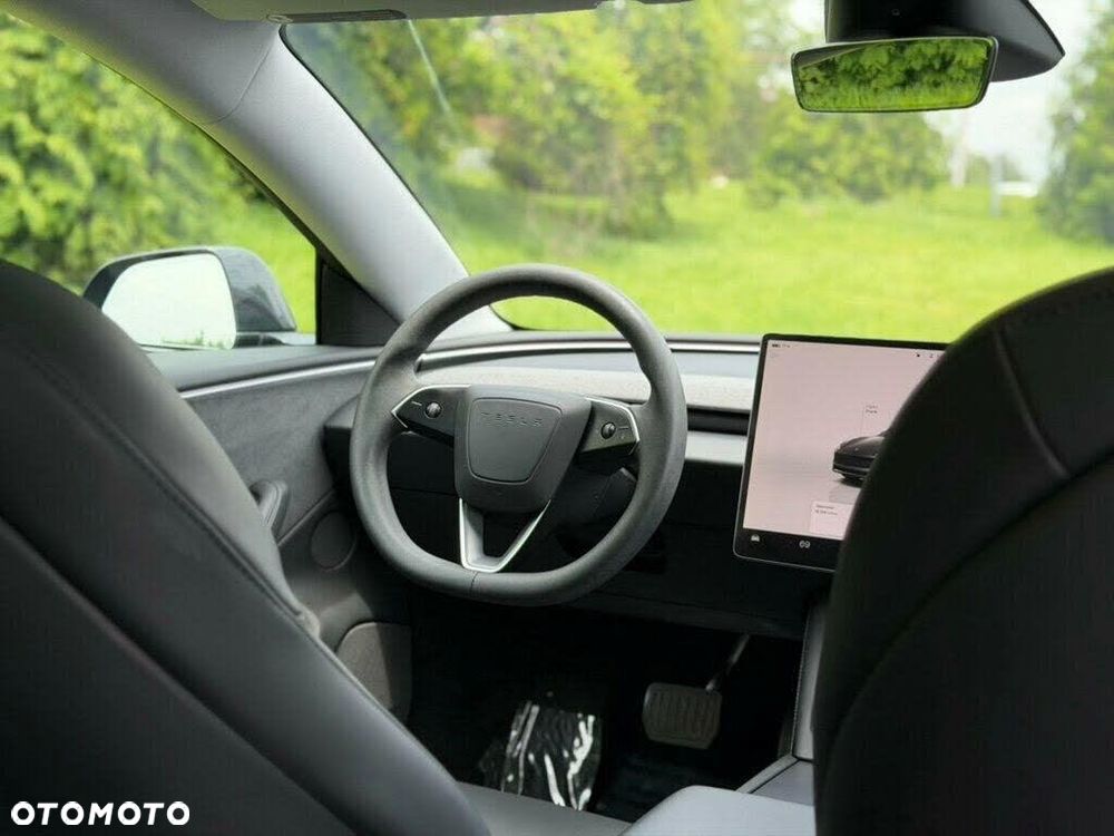 Tesla Model 3 Langstreckenbatterie Allradantrieb Dual Motor - 21