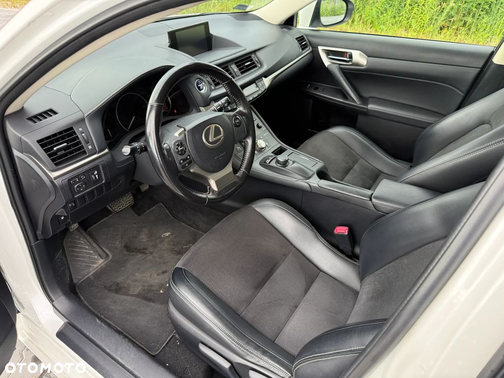 Lexus CT 200h Comfort EU6 - 13