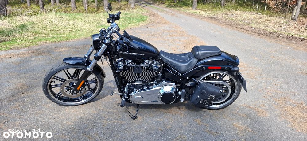 Harley-Davidson Softail Breakout - 4