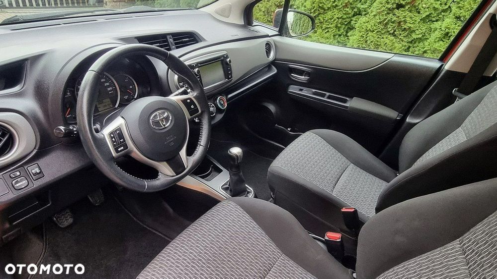 Toyota Yaris - 11