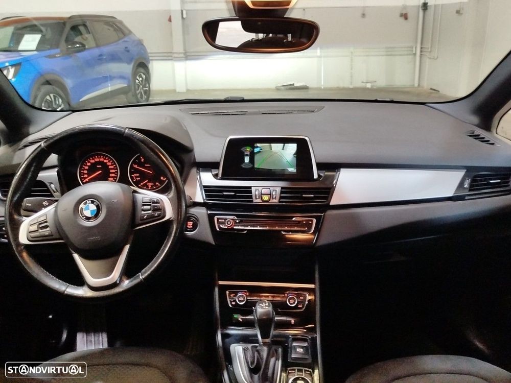 BMW 216 Active Tourer - 8