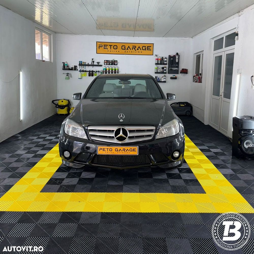 Pardoseala Modulara pentru Garaj si Ateliere Detailing - Negru - 4