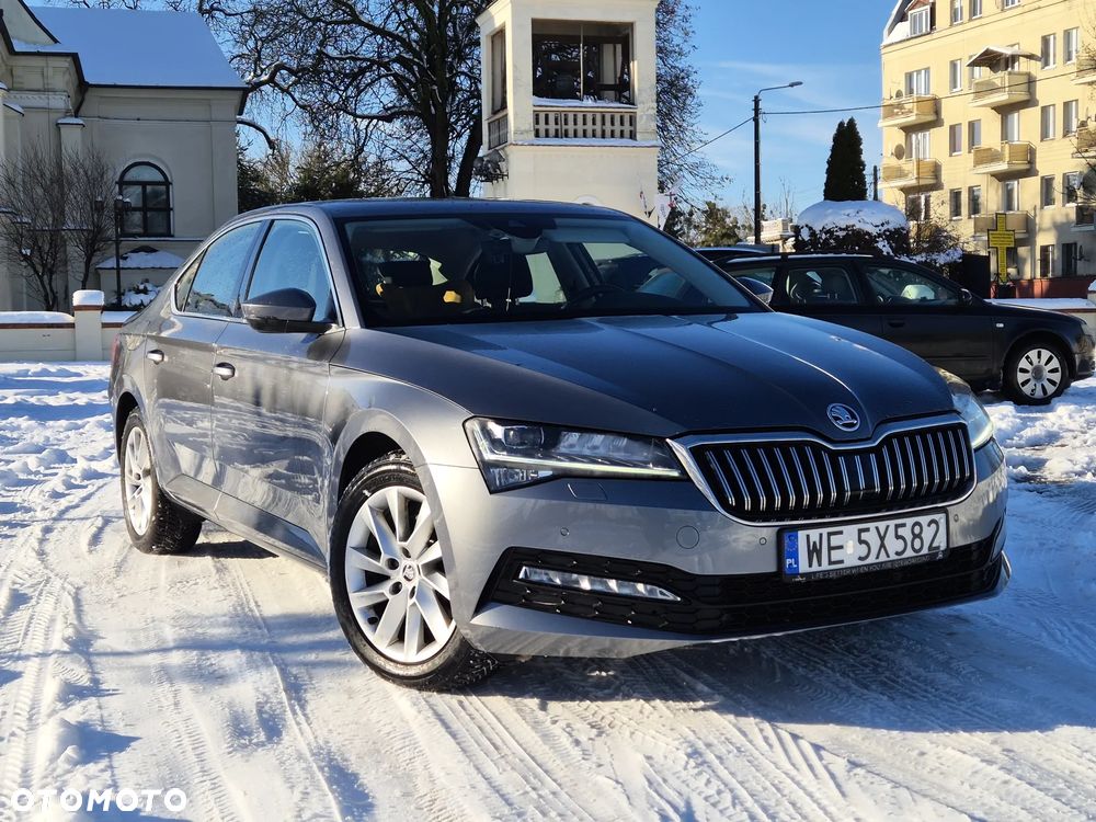 Skoda Superb 2.0 TDI SCR Style DSG - 1