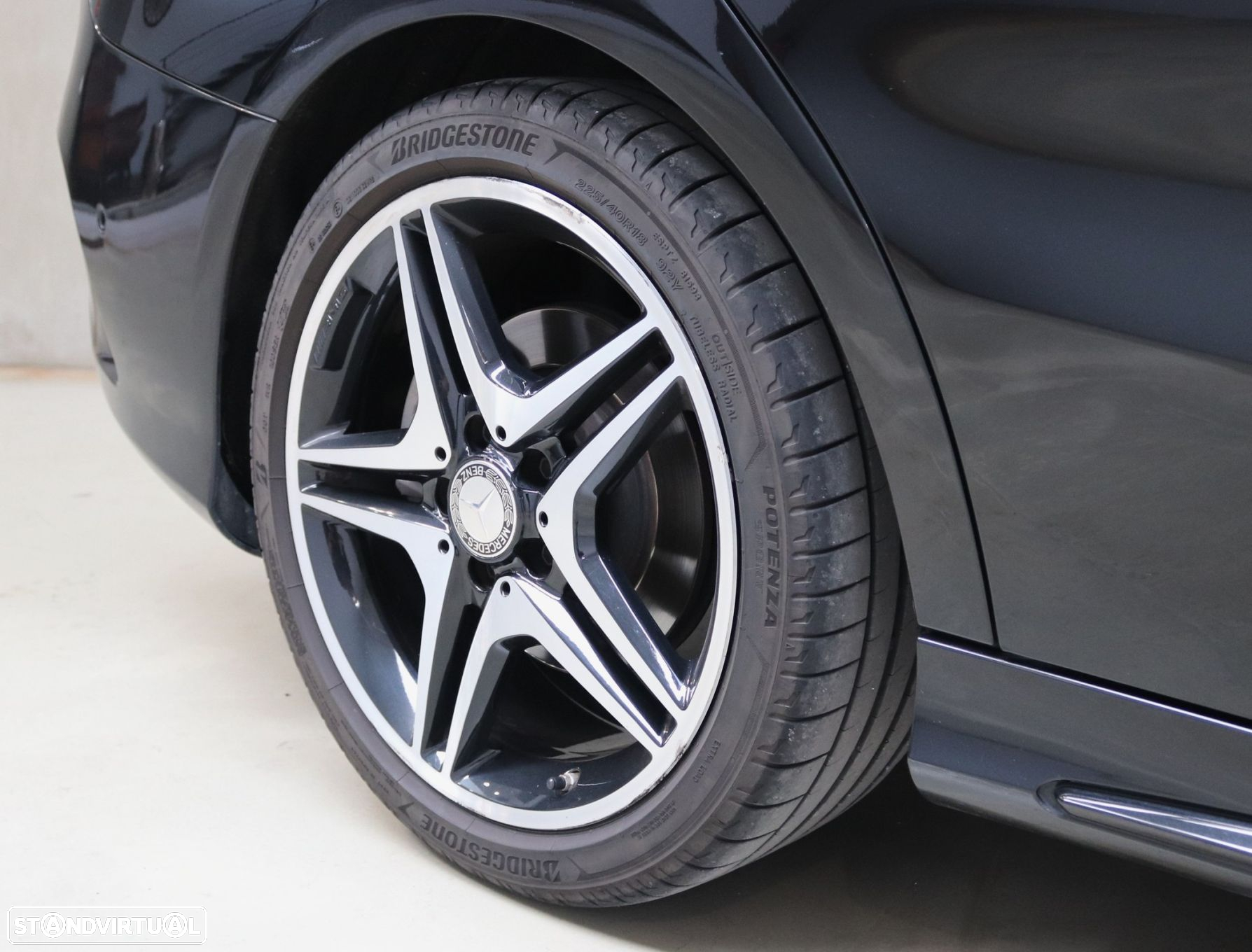 Mercedes-Benz CLA 200 CDi AMG Line - 17