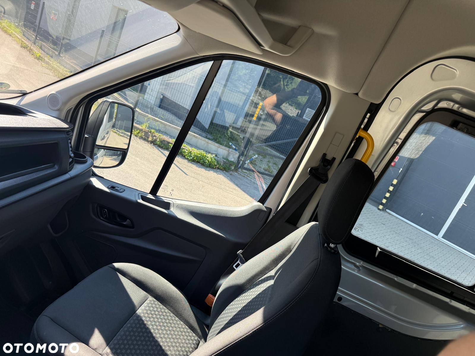 Ford Transit - 14