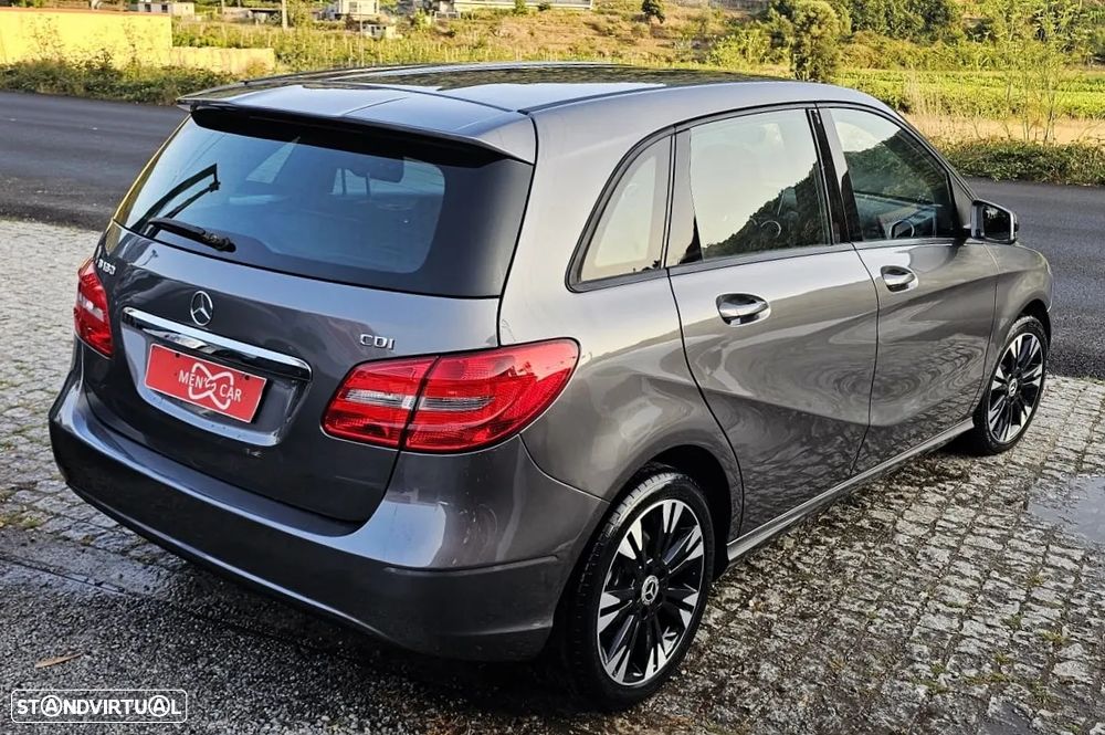 Mercedes-Benz B 180 d 7G-DCT Edition - 2