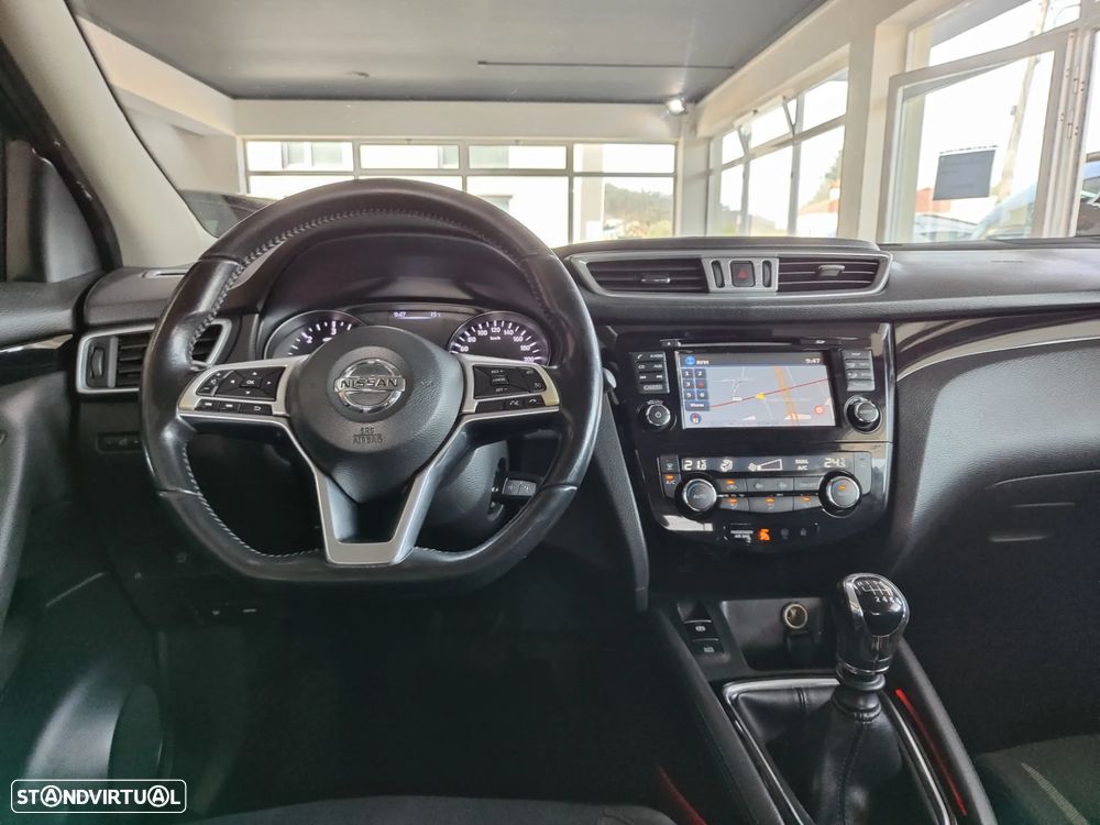Nissan Qashqai 1.5 dCi N-Connecta RS+PS - 36