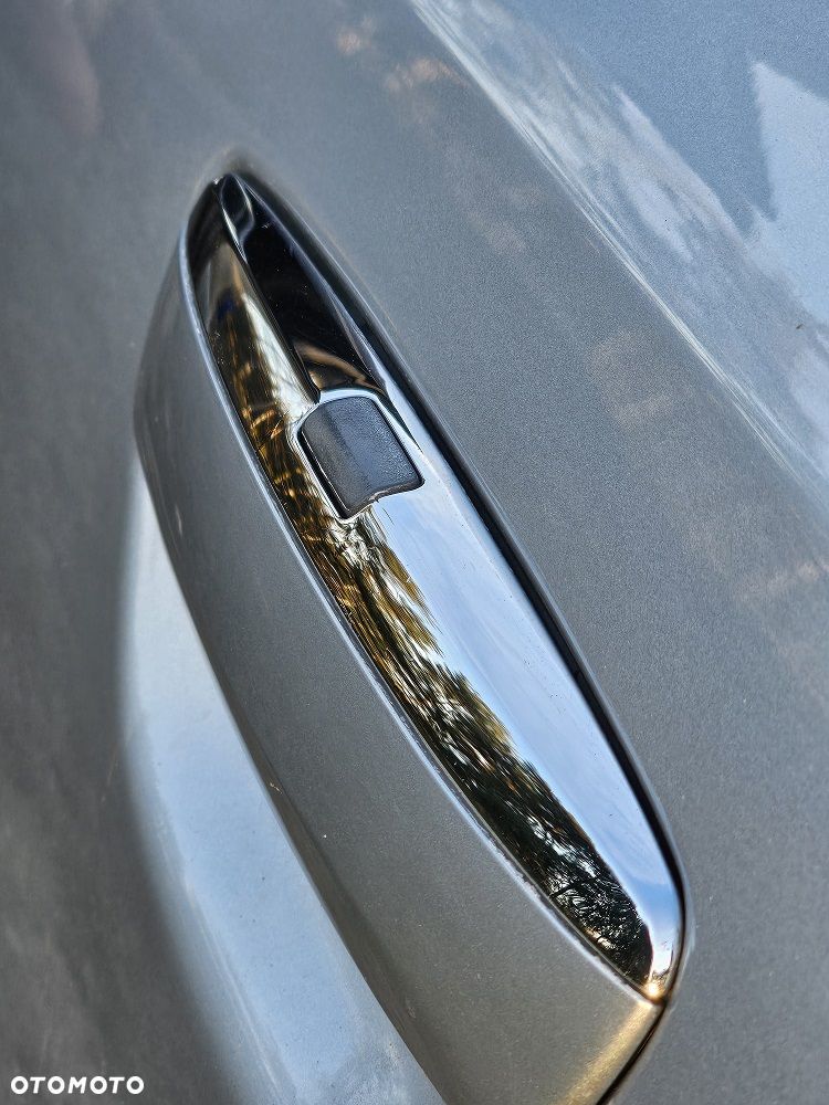 Audi A8 4.2 Quattro - 26