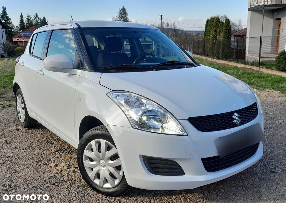 Suzuki Swift - 1