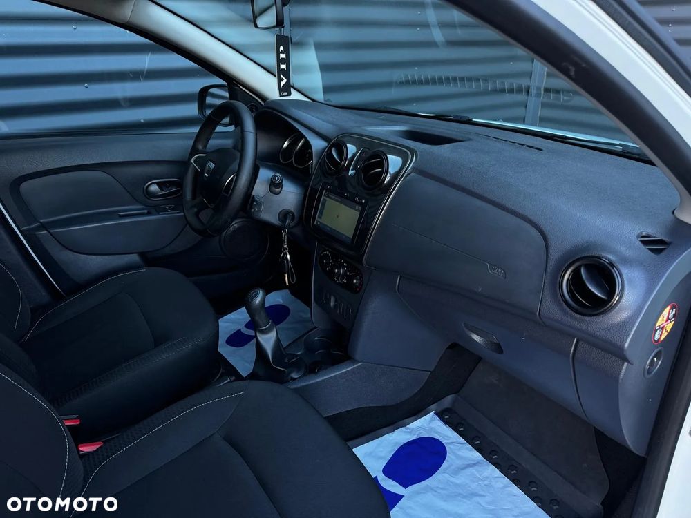 Dacia Sandero 1.2 16V Access EU6 - 14