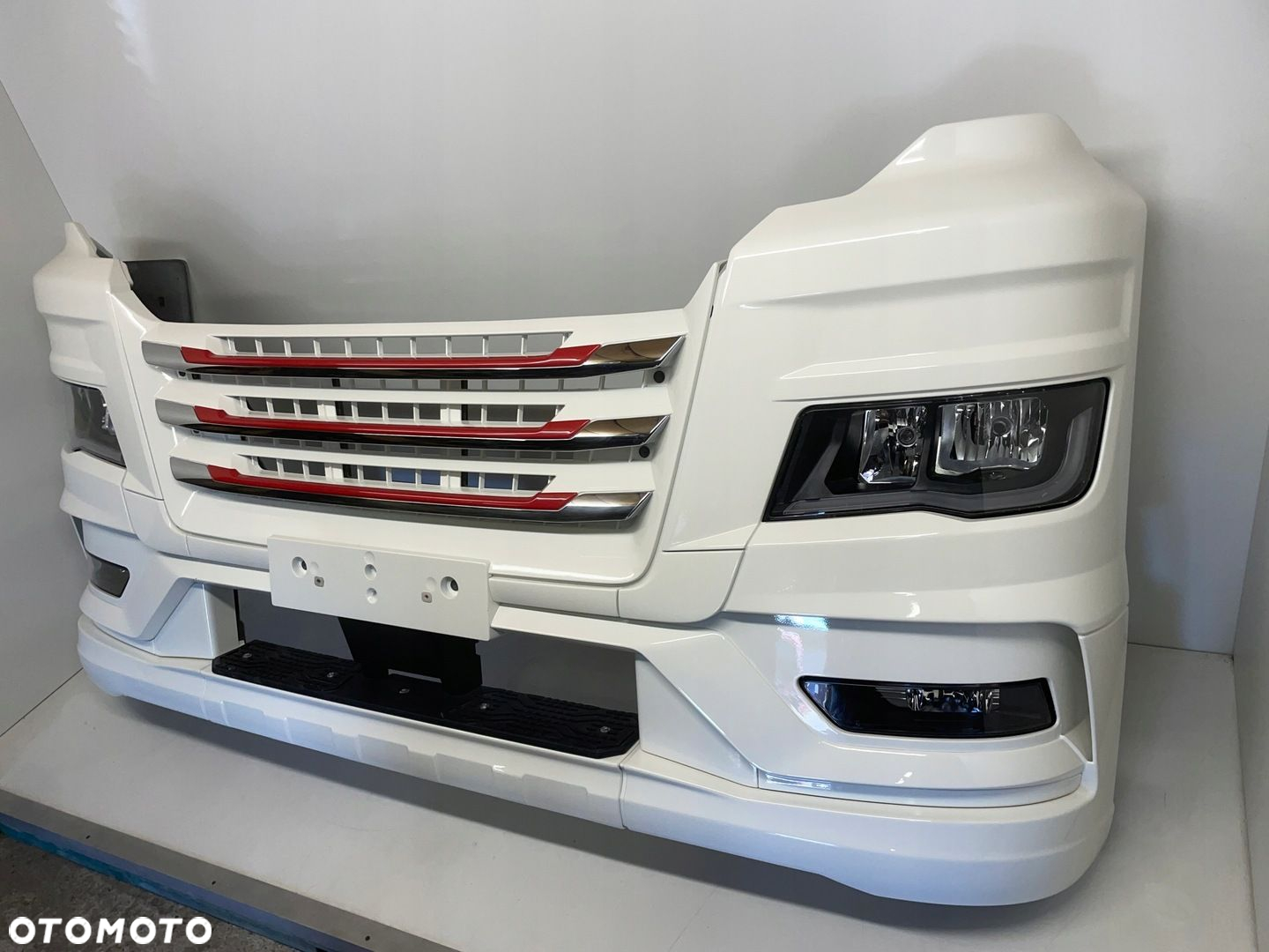 KOMPLETNY ZDERZAK MAN TG3 TGX3 TGX 3 ORYGINALNY KOLOR RAL 9010 - 3