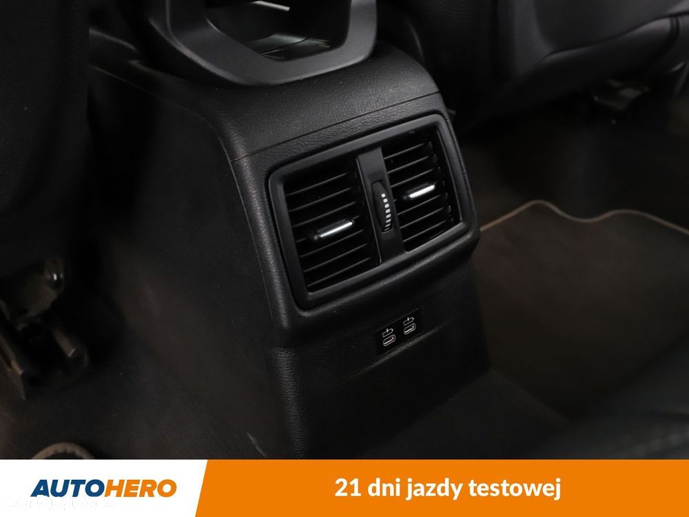 BMW X1 xDrive18d xLine - 35