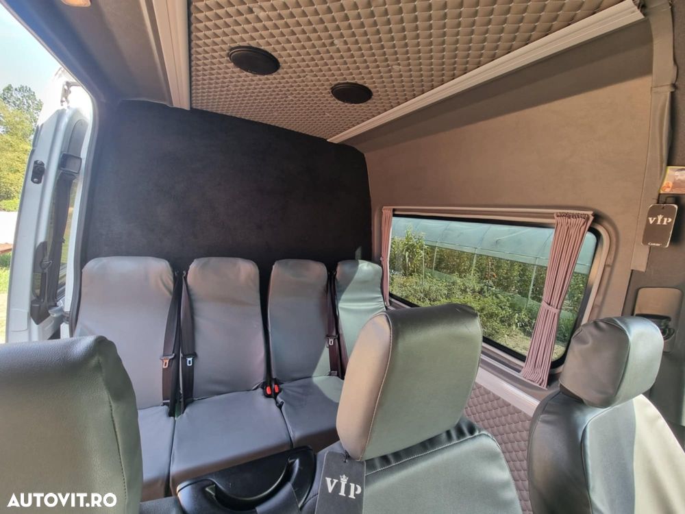 Mercedes-Benz Sprinter - 6