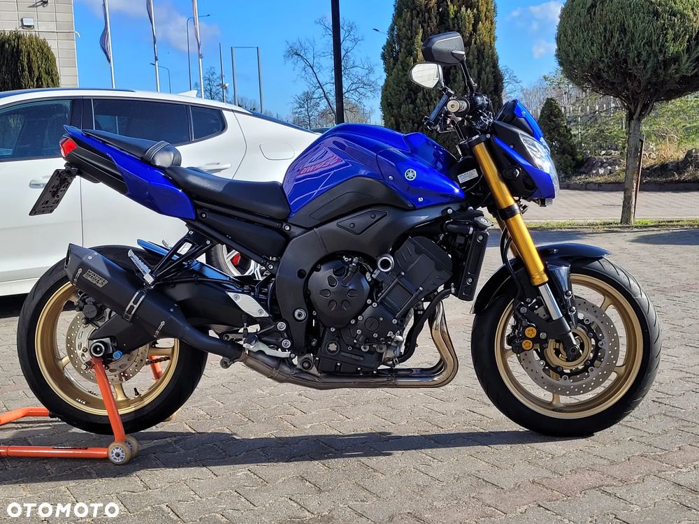 Yamaha FZ8 - 11