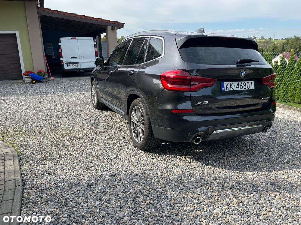 BMW X3 xDrive20d Luxury Line - 6