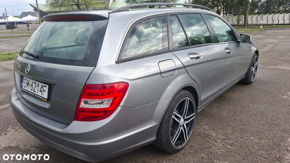 Mercedes-Benz Klasa C 180 CGI BlueEFFICIENCY - 3