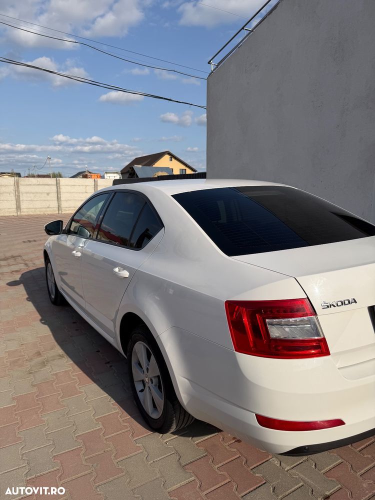 Skoda Octavia 1.6 TDI Ambition - 3