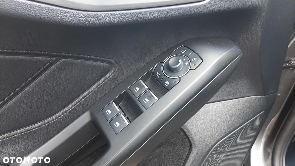 Ford Focus 1.5 EcoBlue Titanium - 11