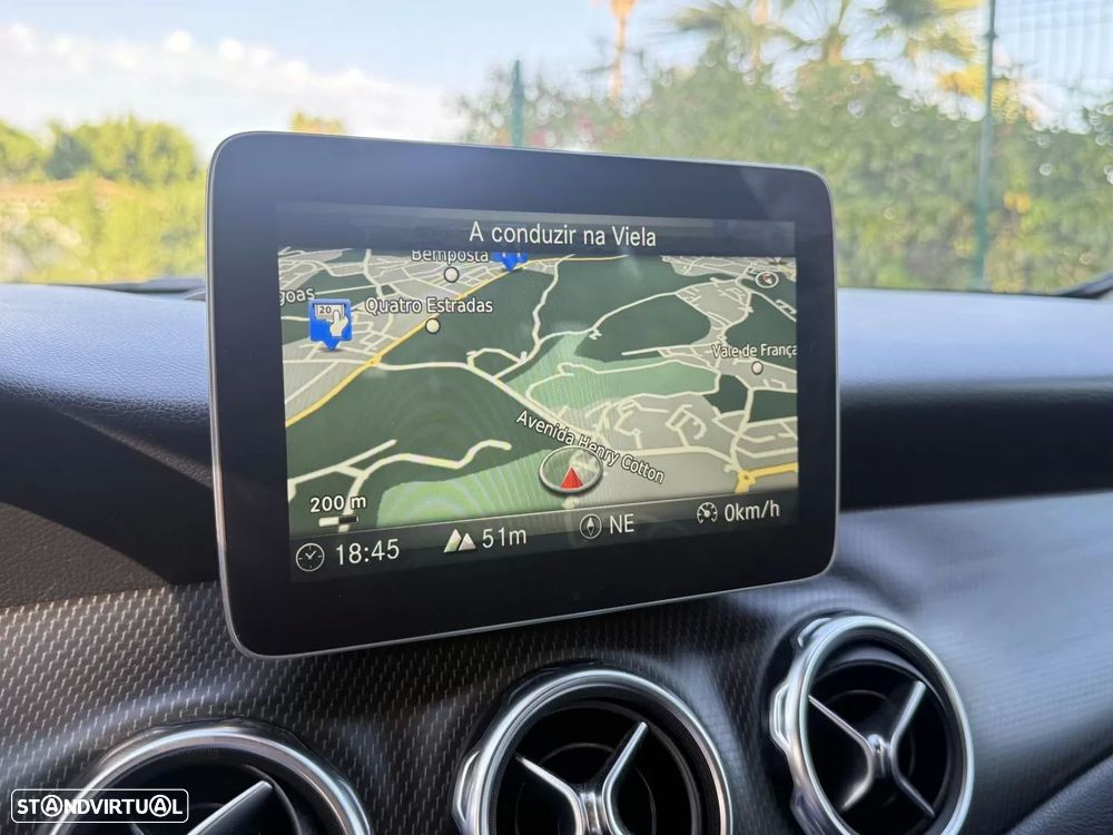 Mercedes-Benz GLA 180 d Urban Aut. - 19