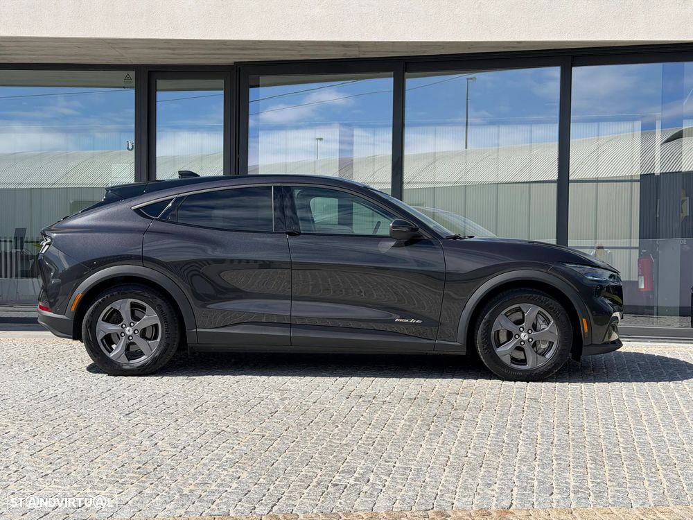 Ford Mustang Mach-E AWD PREMIUM - 8