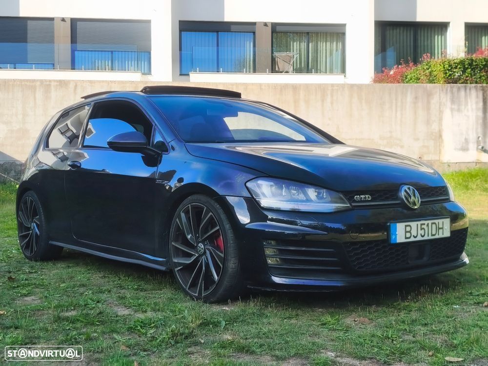 VW Golf 2.0 TDI GTD DSG - 32