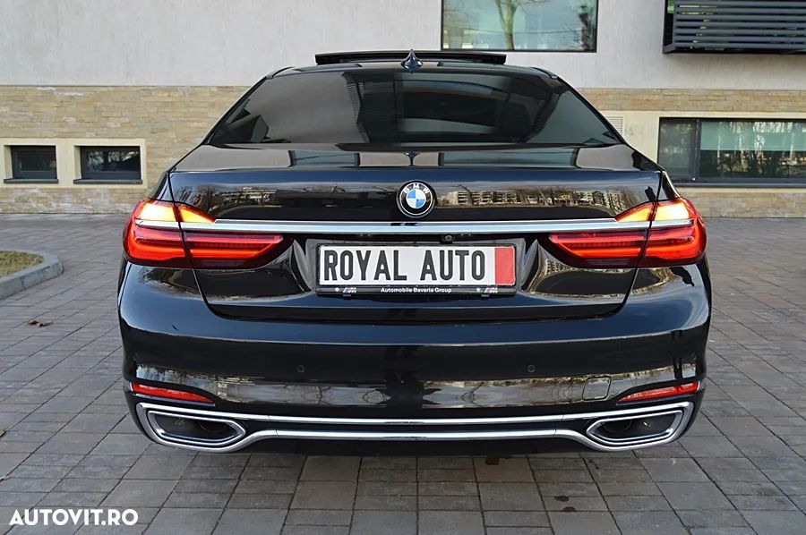 BMW Seria 7 - 11
