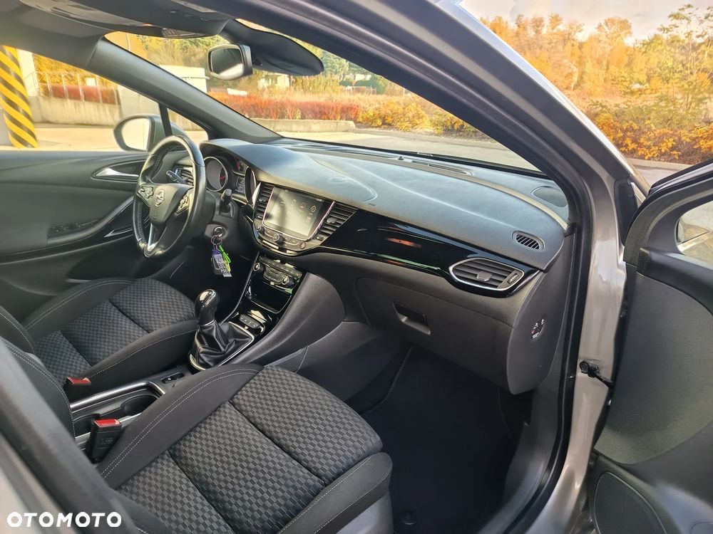 Opel Astra 1.4 T Elite - 28