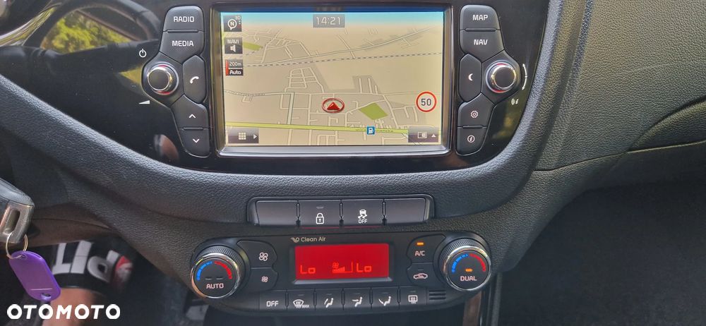 Kia Ceed 1.6 CRDi 136 DCT ISG Platinum Edition - 25