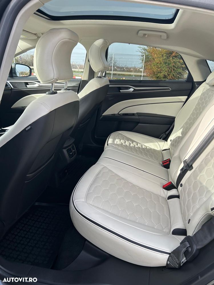 Ford Mondeo 2.0 TDCi Aut. Vignale - 13