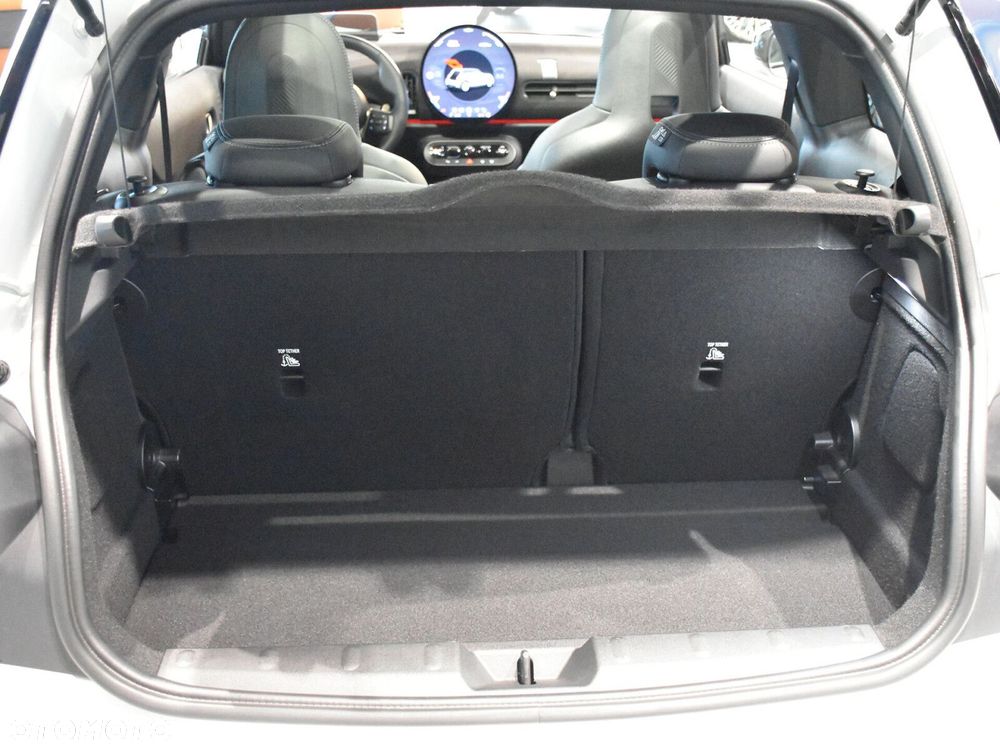 MINI John Cooper Works - 31