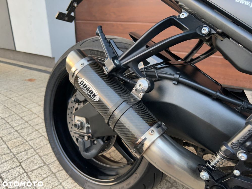 Yamaha FZ - 24