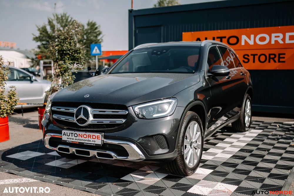 Mercedes-Benz GLC - 6