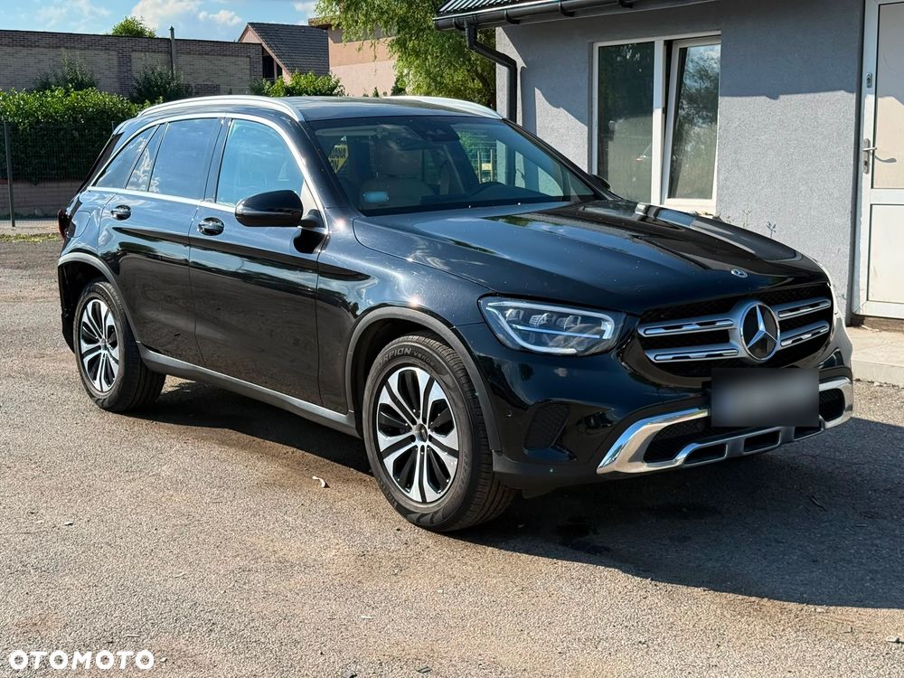 Mercedes-Benz GLC 200 d mHEV 4-Matic Avantgarde - 2