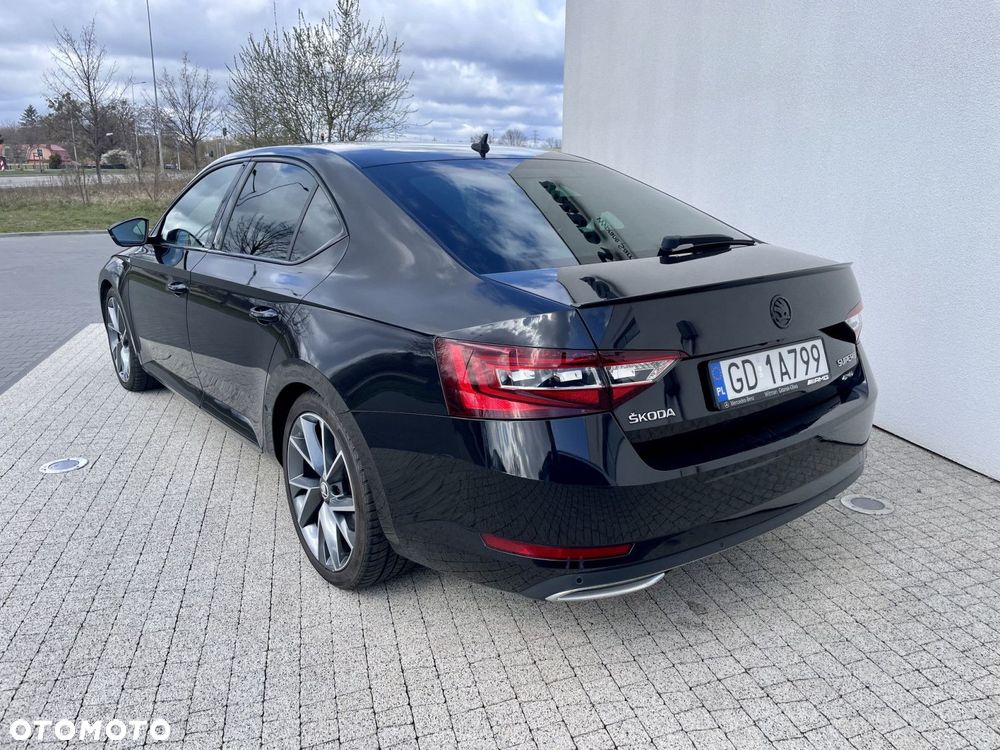 Skoda Superb 2.0 TSI 4x4 Sportline DSG - 7