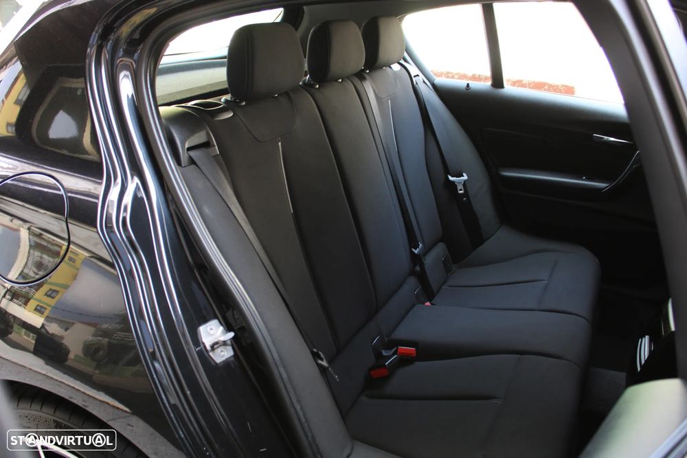 BMW 116 d EDynamics Line Sport - 27