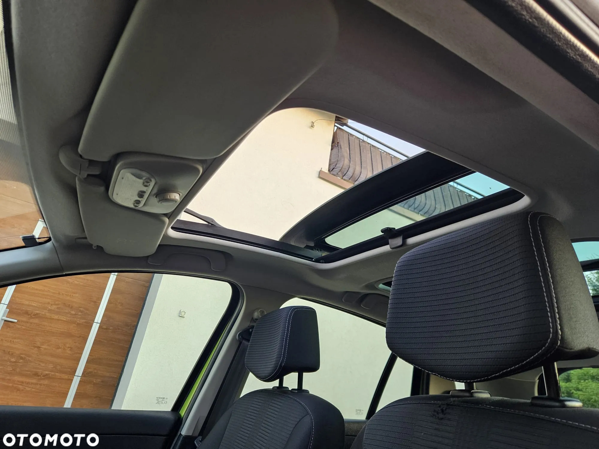 Renault Clio 1.2 16V 75 Grandtour Expression - 20