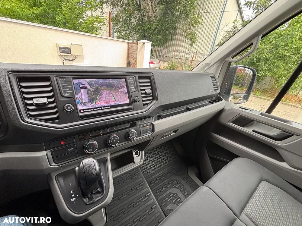 Volkswagen Crafter 3.5 CD Sasiu L3 FWD 103kW AG8 - 4