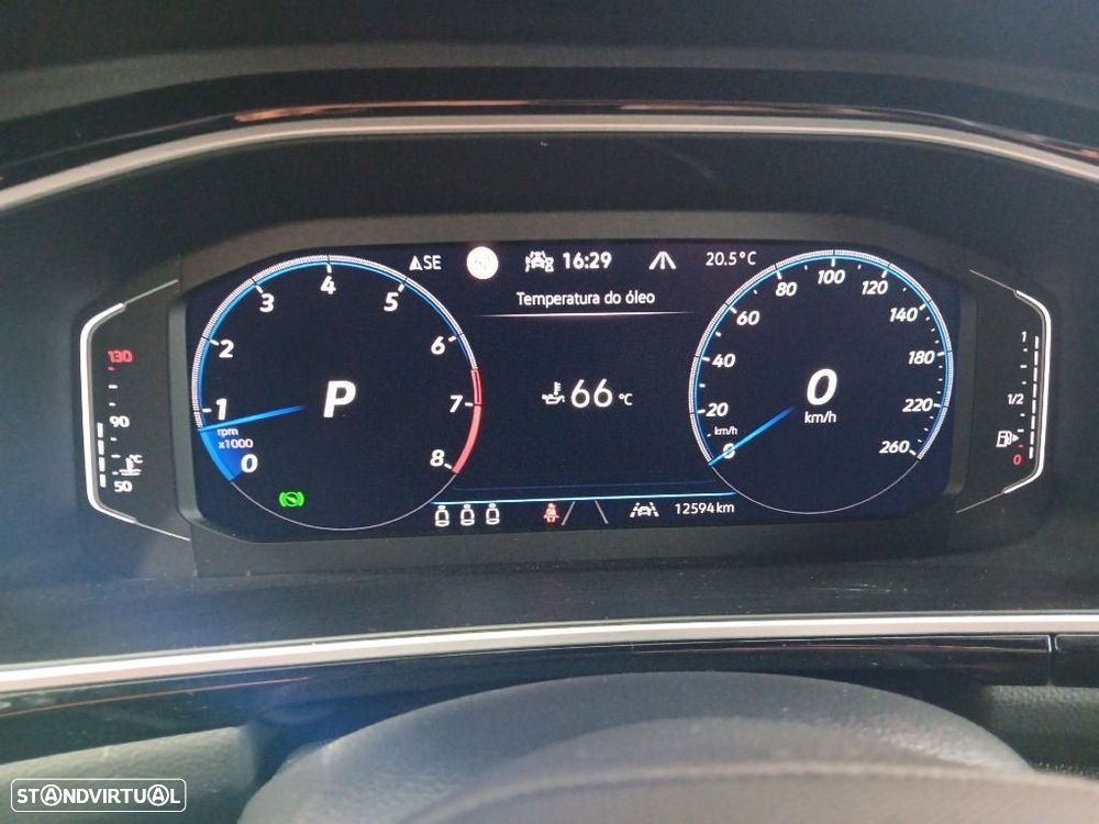 VW T-Roc 1.5 TSI R-Line DSG - 18