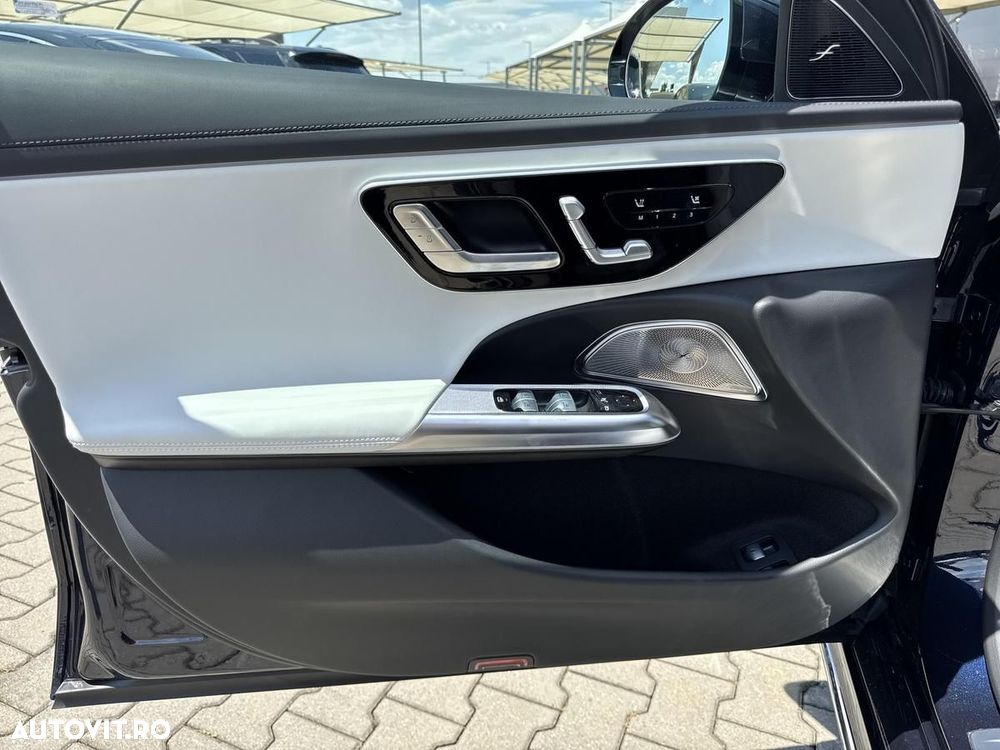 Mercedes-Benz E - 16