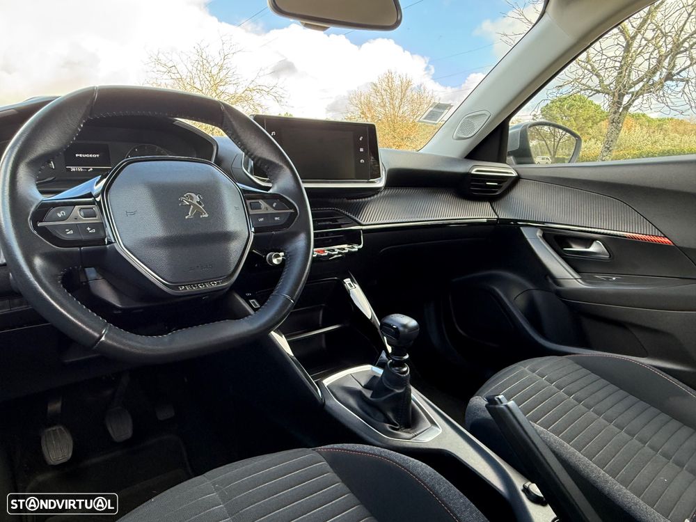 Peugeot 2008 1.2 PureTech Active Pack - 4