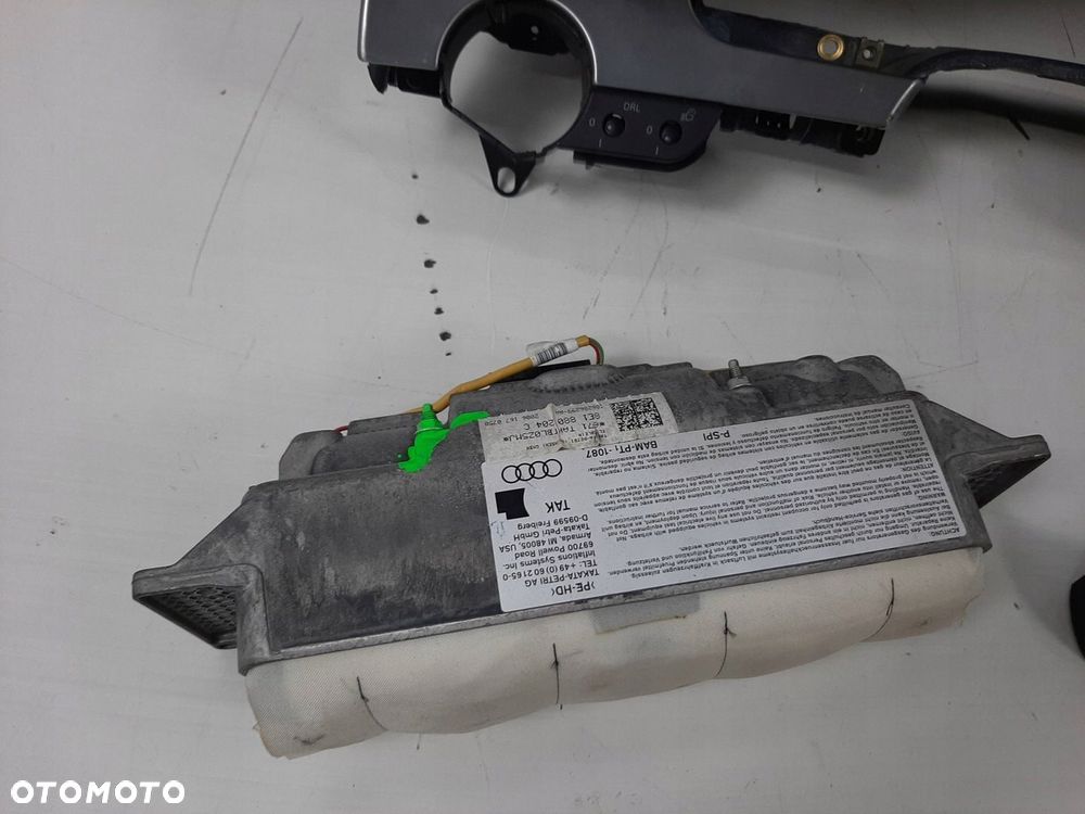 AUDI A4 B7 SEDAN S-LINE 07R DESKA KONSOLA ROZDZIELCZA PODUSZKA PASAZERA - 13