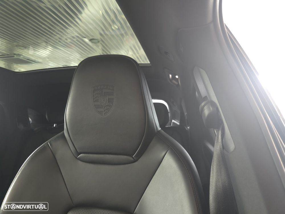 Porsche Cayenne Coupé E-Hybrid Platinum Edition - 20