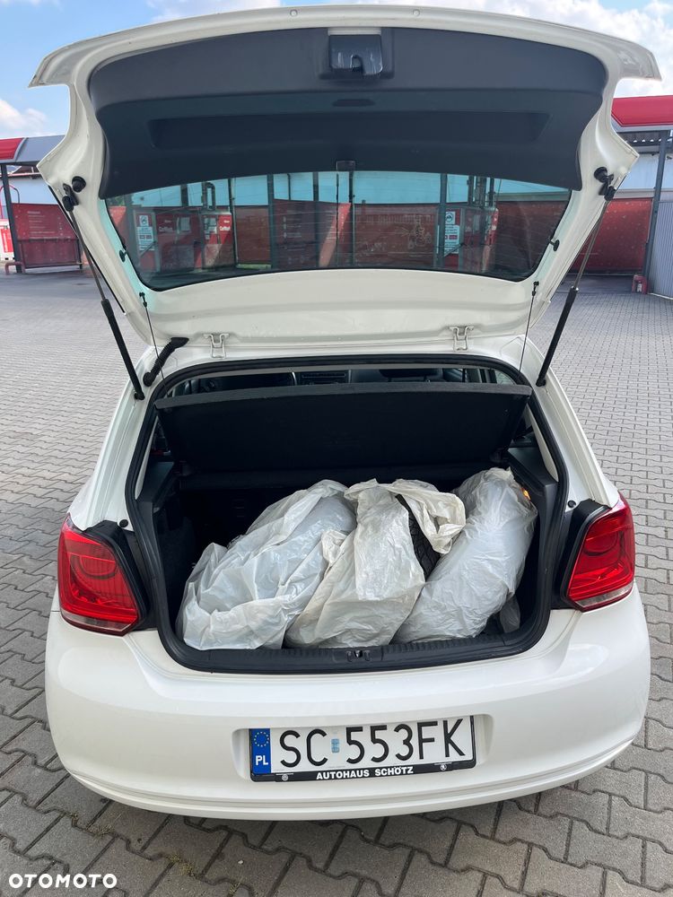 Volkswagen Polo - 2