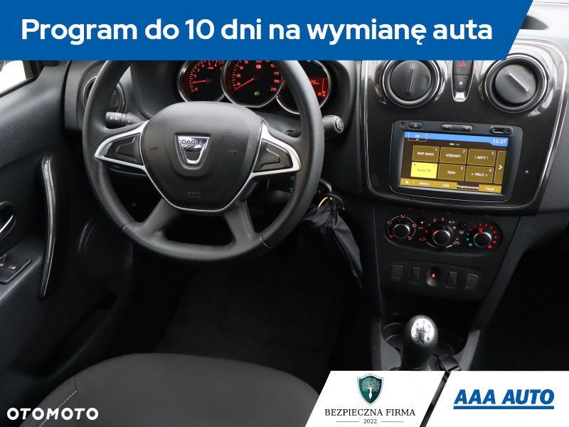 Dacia Sandero - 8