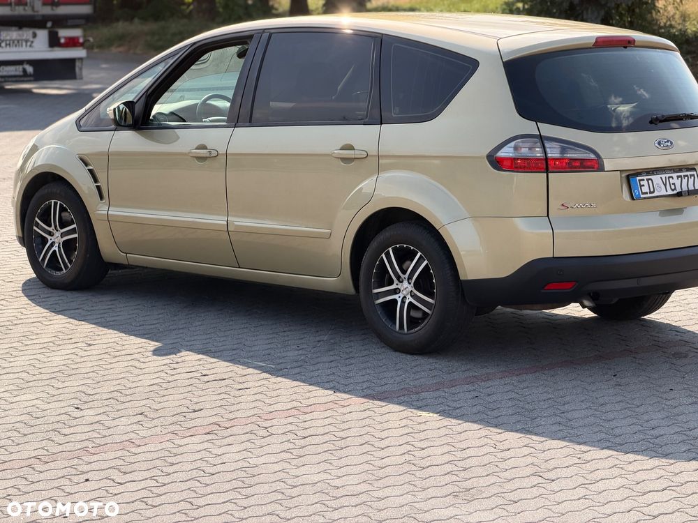 Ford S-Max - 4