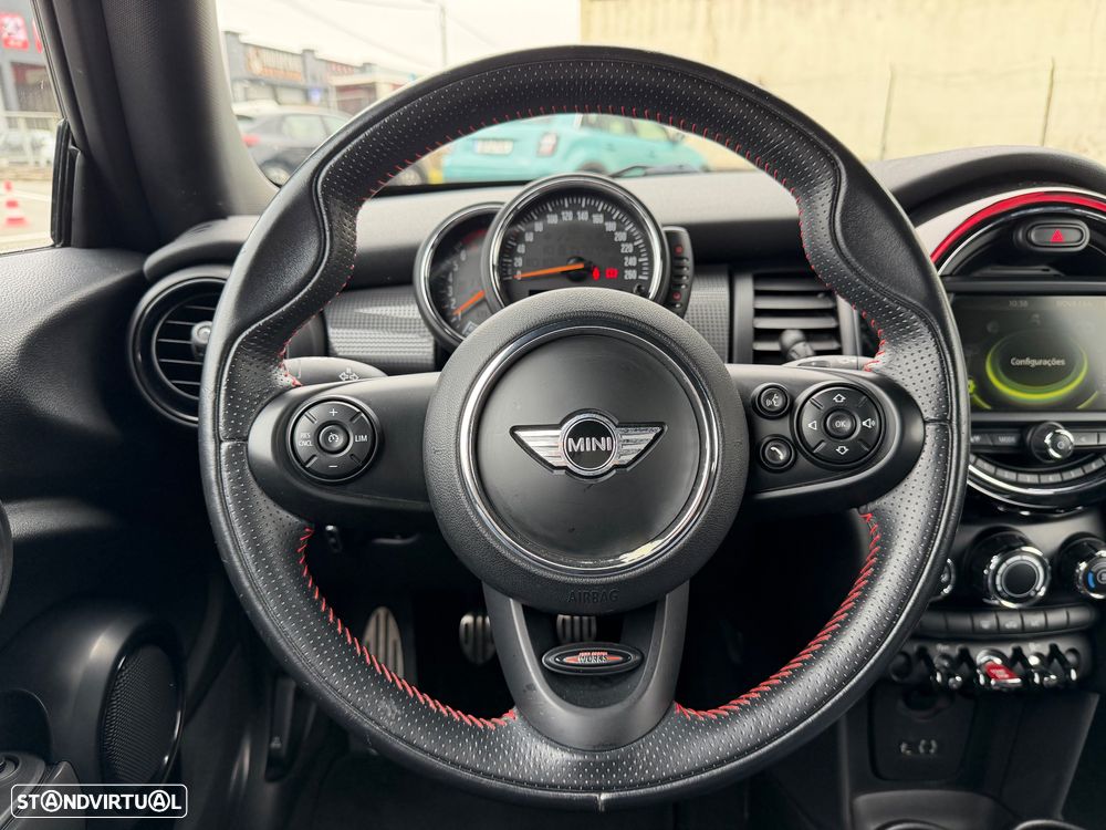 MINI 3 Portas - 16
