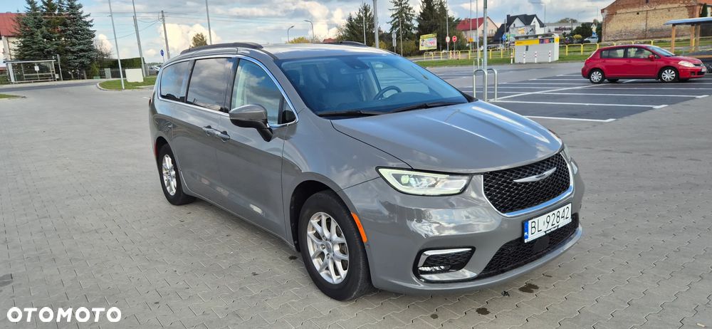 Chrysler Pacifica - 13